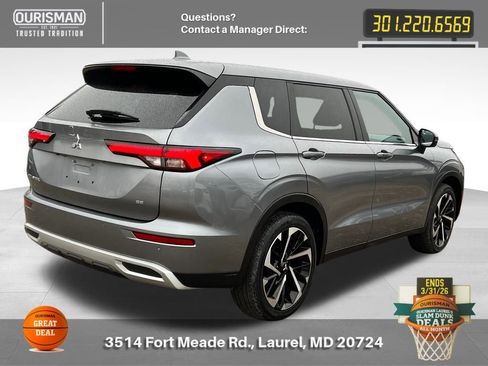 Used 2024 Mitsubishi Outlander SE image 2