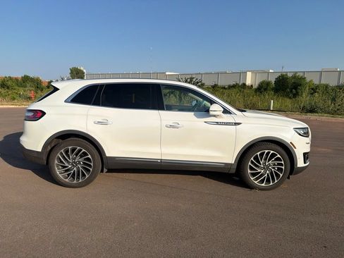 Used 2020 Lincoln Nautilus Reserve w/ Equipment Group 201A FWD image 4