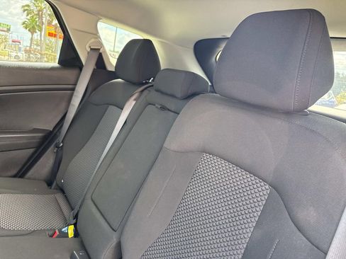 Used 2025 Kia Sportage LX image 14