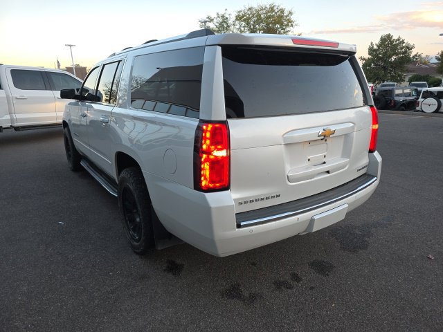 Used 2020 Chevrolet Suburban Premier AWD/4WD image 3