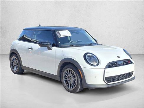 Used 2025 MINI Cooper S image 3
