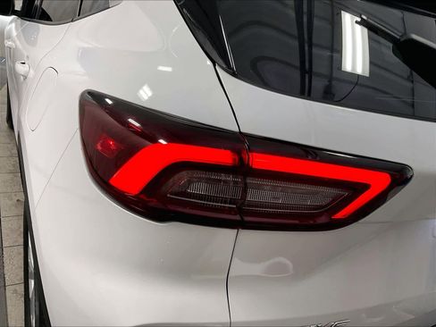 Used 2023 Ford Escape Active image 33