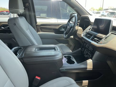 Used 2023 Chevrolet Suburban LT AWD/4WD image 6