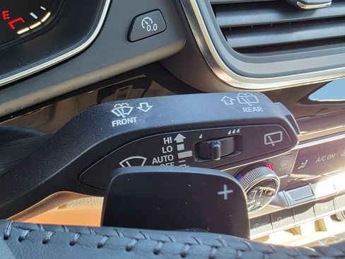 Used 2019 Audi Q5 2.0T Premium Plus w/ Premium Plus Package image 47