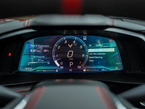 Used 2023 Chevrolet Corvette Stingray Premium Conv w/ Z51 Performance Package image 24