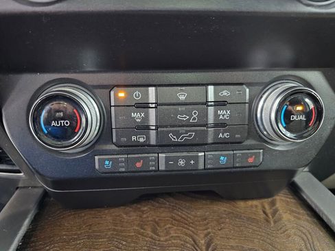 Used 2019 Ford F150 Limited w/ Trailer Tow Package image 17