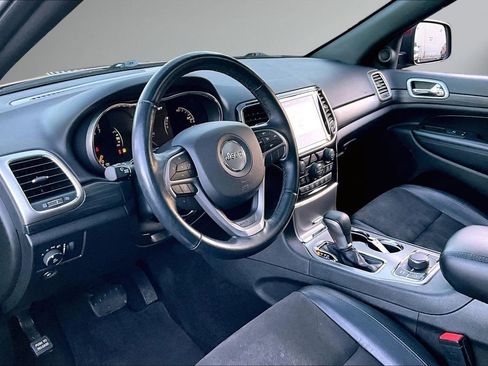 Used 2022 Jeep Grand Cherokee Laredo X AWD/4WD image 18