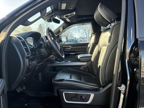 Used 2022 RAM 1500 Laramie w/ Sport Appearance Package image 20