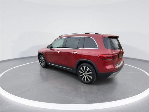 Used 2022 Mercedes-Benz GLB 250 4MATIC image 6