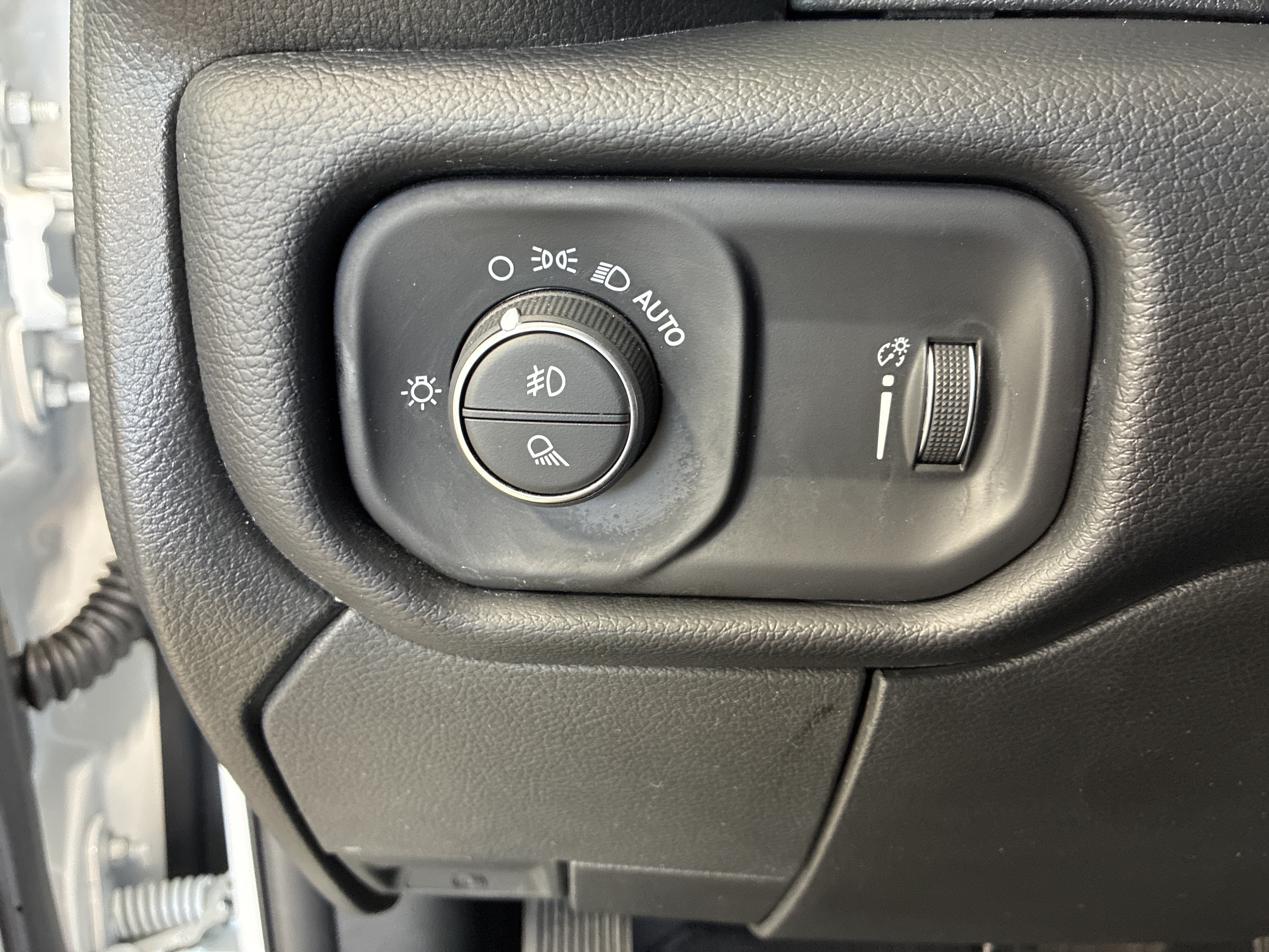 Certified 2025 RAM 2500 Big Horn AWD/4WD image 21
