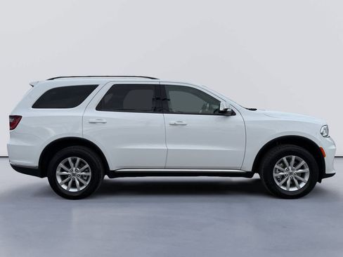 Used 2023 Dodge Durango SXT Launch Edition image 2