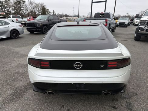 Used 2024 Nissan Z Performance w/ Floor Mat Package image 6