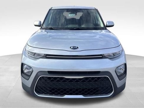 Used 2020 Kia Soul LX image 11