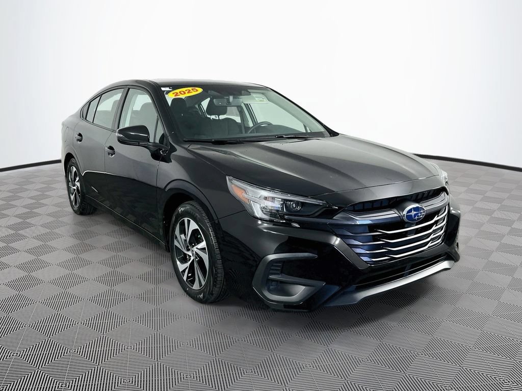 Used 2025 Subaru Legacy Premium AWD/4WD image 3