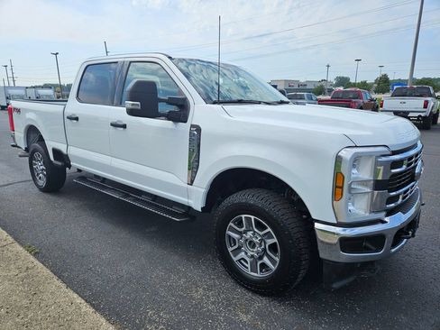 Used 2025 Ford F250 XLT w/ FX4 Off-Road Package AWD/4WD image 4