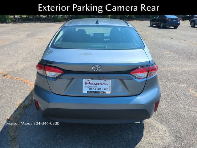 Used 2024 Toyota Corolla LE FWD image 5