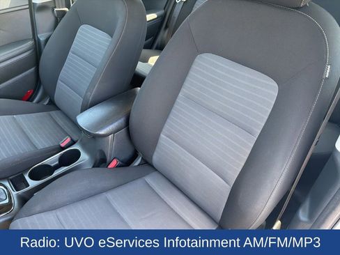 Used 2017 Kia Forte S w/ Option Group 040 FWD image 19