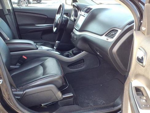 Used 2019 Dodge Journey GT image 30