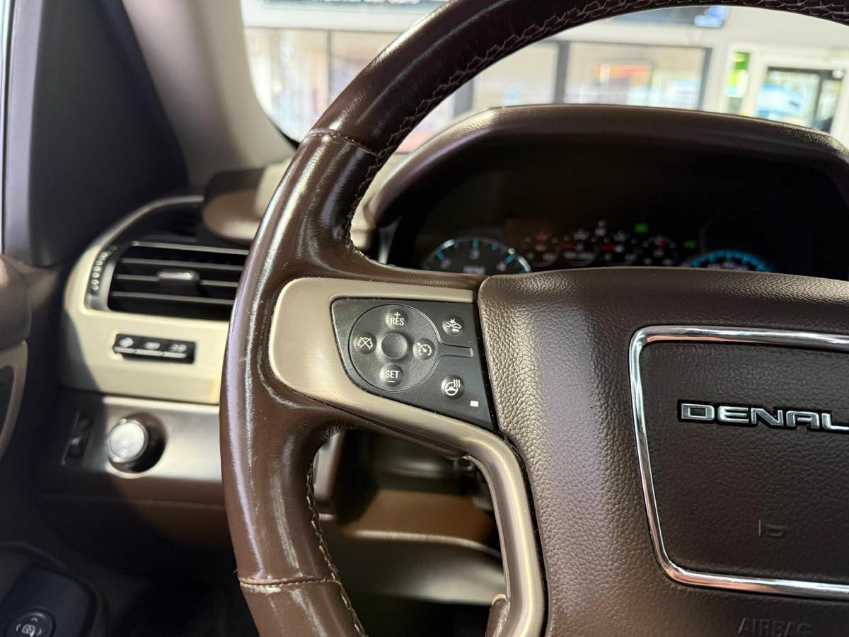 Used 2019 GMC Yukon Denali w/ Open Road Package RWD image 14