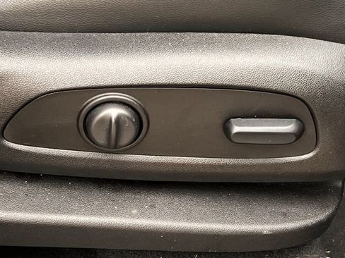 Used 2018 GMC Terrain SLT w/ Preferred Package image 25