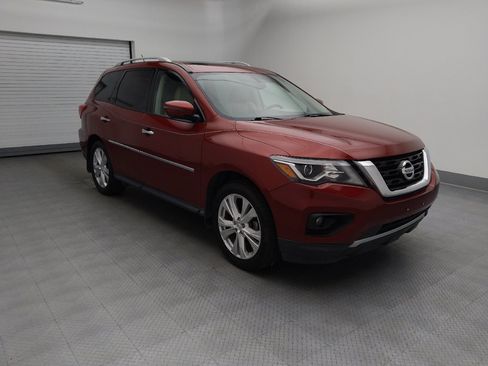 Used 2018 Nissan Pathfinder SL w/ SL Premium Package AWD/4WD image 13