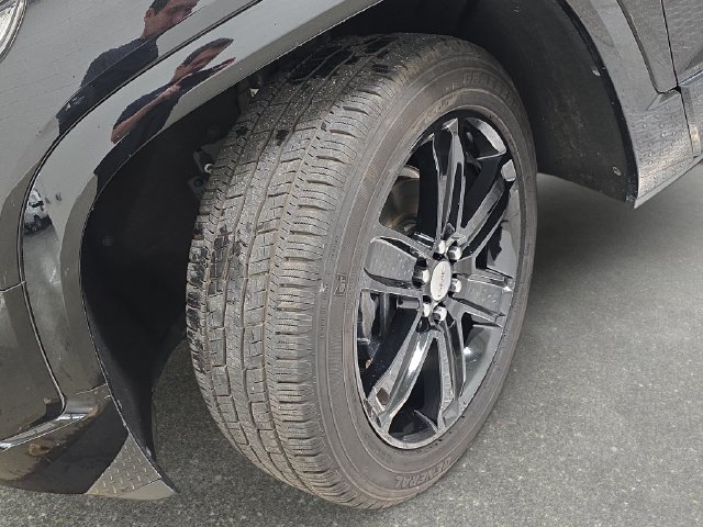 Used 2019 GMC Acadia Denali AWD/4WD image 30
