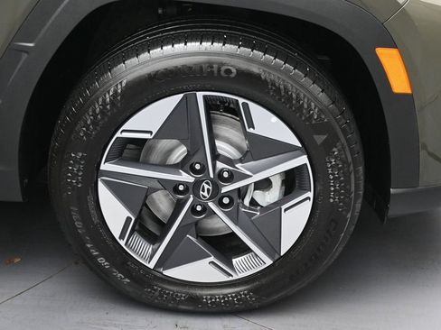 Used 2025 Hyundai Tucson SEL AWD/4WD image 32