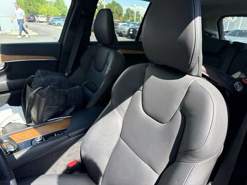Certified 2024 Volvo XC90 B6 Plus AWD/4WD image 9