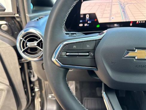 New 2025 Chevrolet Equinox EV LT w/ LPO, All-Weather Mat Package image 16