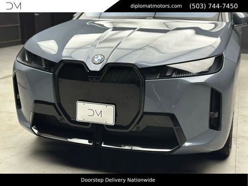 Used 2026 BMW iX xDrive60 w/ M Sport Package AWD/4WD image 13