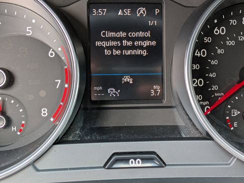 Used 2021 Volkswagen Tiguan SE R-Line w/ 3rd Row Seat Package AWD/4WD image 27