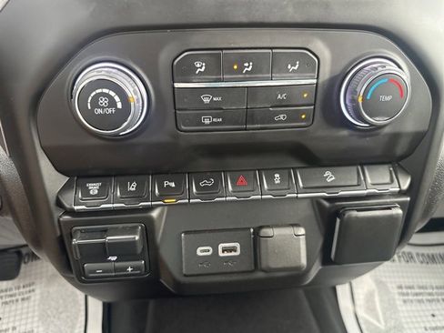 Used 2024 Chevrolet Silverado 2500 Custom w/ Custom Value Package image 14