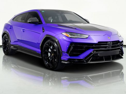 Used 2024 Lamborghini Urus Performante image 9