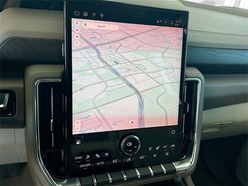 New 2026 GMC Yukon Denali w/ Sun & Power Step Package image 8