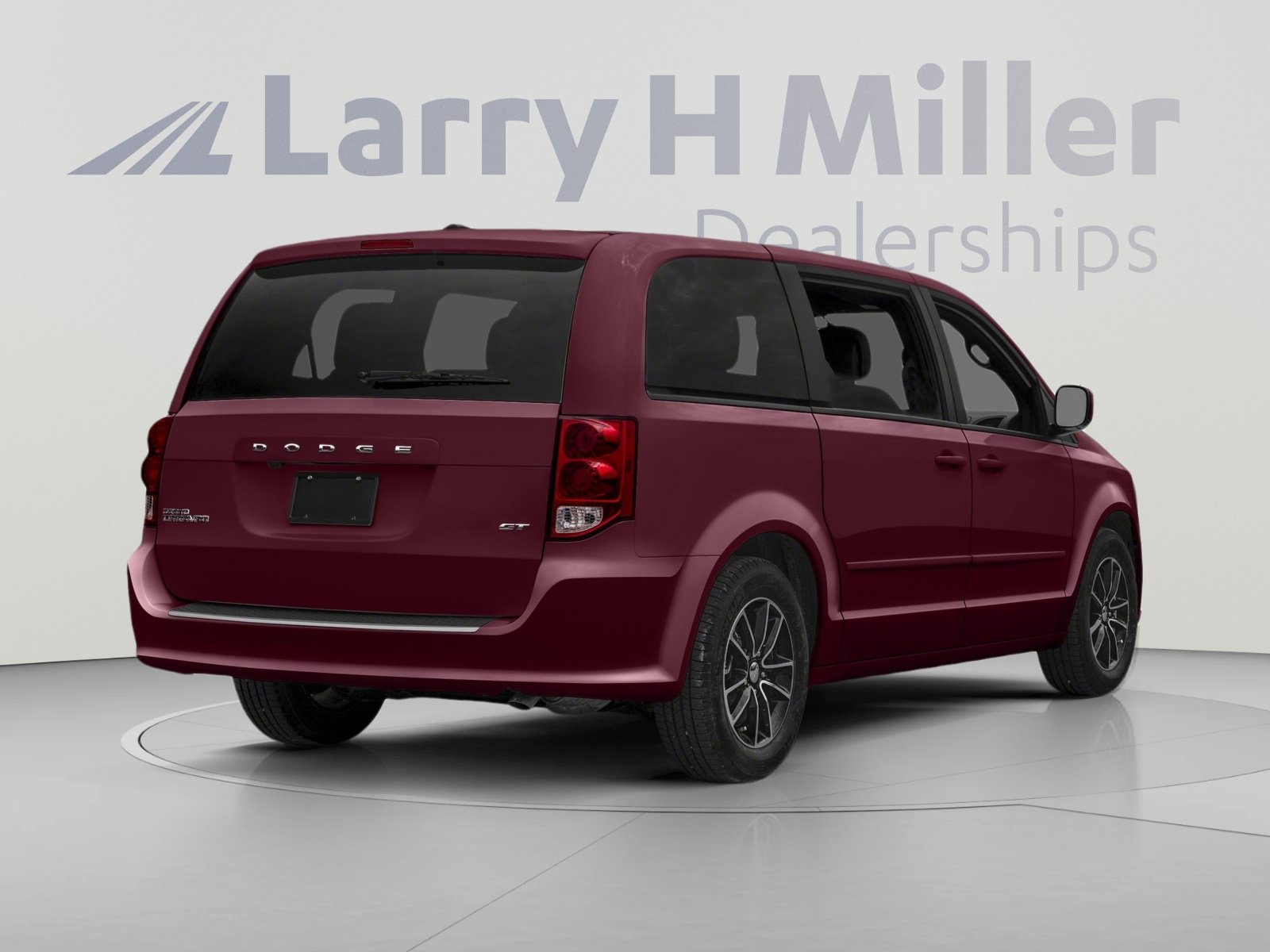 Used 2018 Dodge Grand Caravan GT FWD image 2