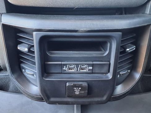 Used 2019 RAM 1500 Big Horn AWD/4WD image 16