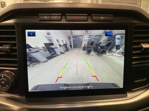 Used 2023 Ford F150 Lariat w/ Trailer Tow Package image 24