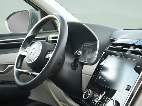 Certified 2022 Hyundai Tucson SEL image 13