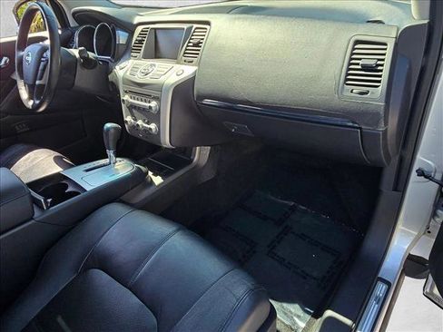 Used 2011 Nissan Murano SL FWD image 20