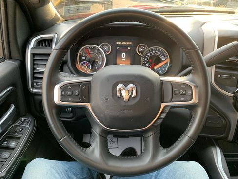 Used 2024 RAM 2500 Big Horn w/ Sport Appearance Package image 16