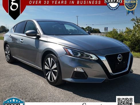 Used 2022 Nissan Altima 2.5 SV image 1