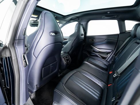 Used 2025 Aston Martin DBX 707 image 23