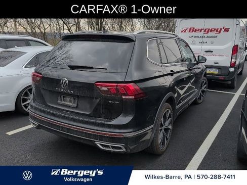 Certified 2024 Volkswagen Tiguan SEL R-Line AWD/4WD image 3