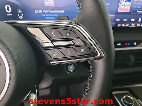 Used 2025 Buick Enclave Sport Touring AWD/4WD image 18