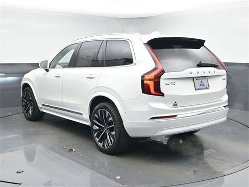 New 2026 Volvo XC90 B6 Plus w/ Protection Package Premier image 6