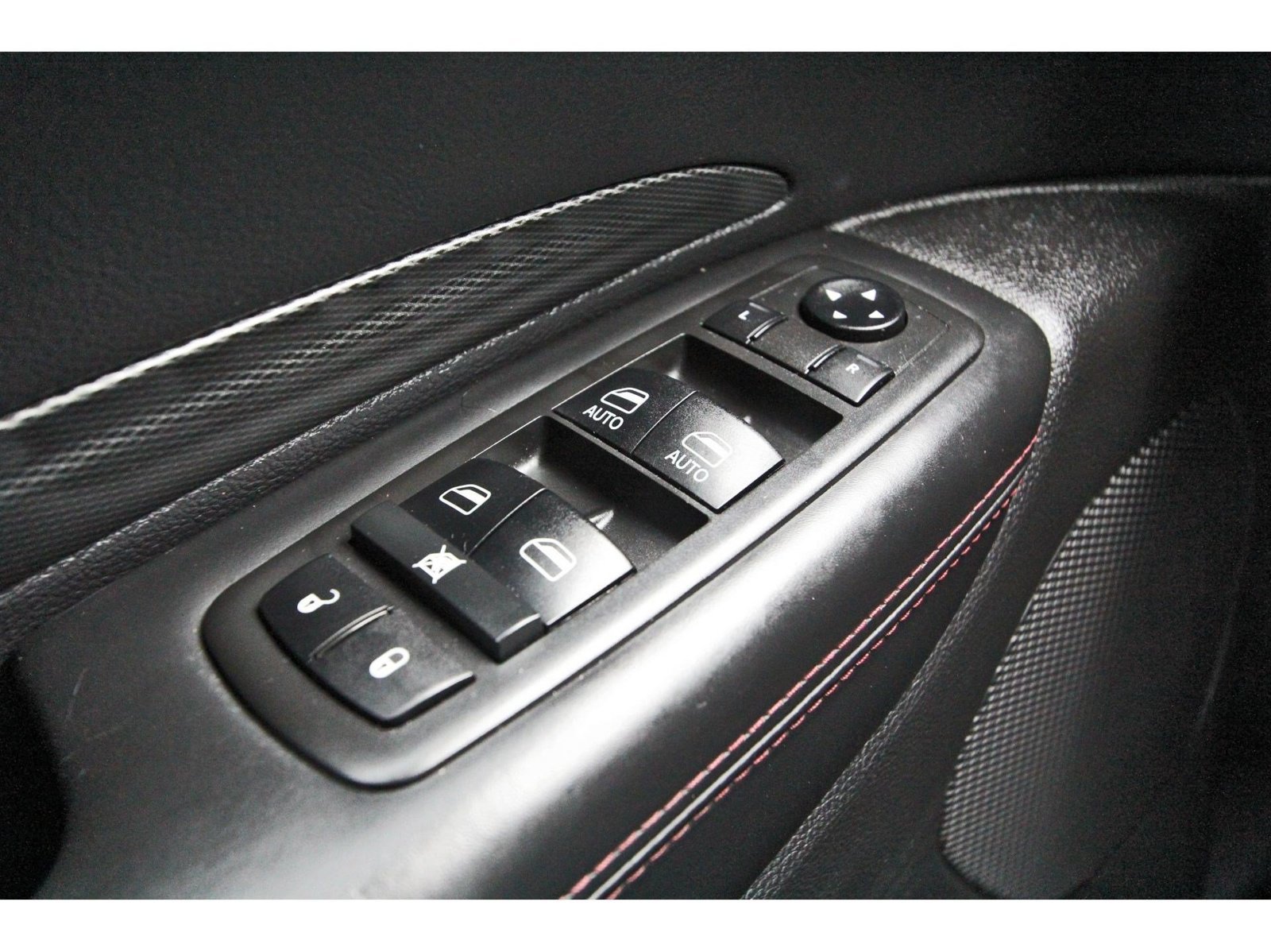 Used 2021 Dodge Durango R/T w/ Blacktop Package RWD image 23