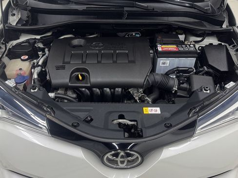 Used 2018 Toyota C-HR XLE FWD image 10