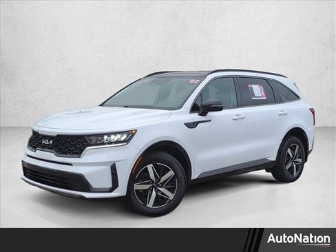 Used 2022 Kia Sorento S w/ Panoramic Sunroof Package image 1