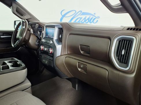 Used 2021 GMC Sierra 1500 SLE w/ X31 Off-Road Package AWD/4WD image 9