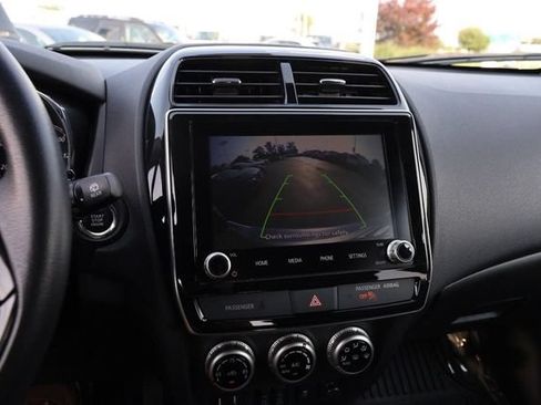 Used 2024 Mitsubishi Outlander Sport SE AWD/4WD image 16